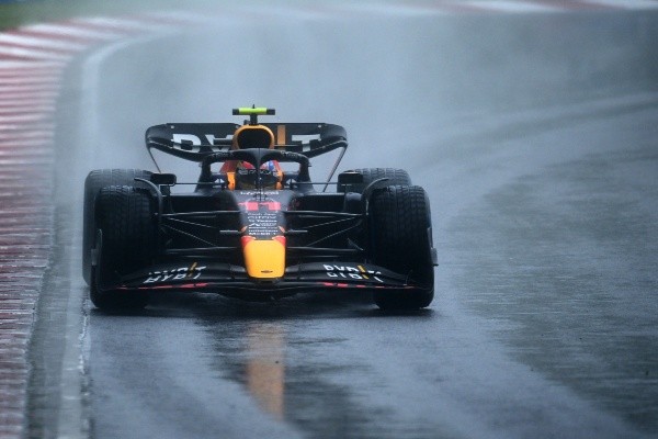Sergio Pérez sigue perdiendo puntos importantes en F1 (Getty Images)