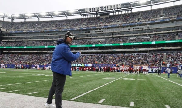 Head Coach Joe Judge of the New York Giants talks to the officials in the fourth quarter of the game against the San Francisco 49ers at MetLife Stadium on January 09, 2022 in East Rutherford, New Jersey. (Photo by Elsa/Getty Images)