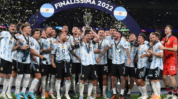 Messi, capitán y líder de la Selección Argentina que irá en busca de la Copa del Mundo
