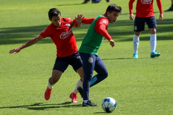 El joven no será registrado por el Guadalajara (Imago 7)