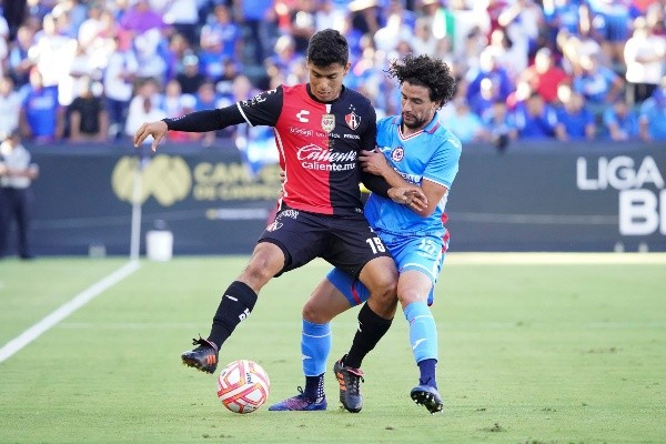 Diego Barbosa, conesguince de segundo grado en el tobillo izquierdo (Imago 7)