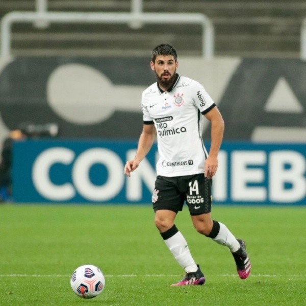 Bruno Méndez jugó con Corinthians en la Libertadores. (@bruno.mendezz)