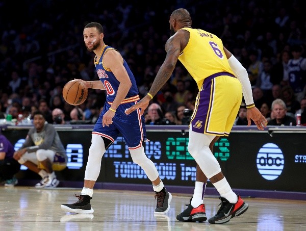 Stephen Curry y LeBron James: Getty