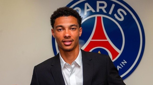 Hugo Ekitike, el nuevo delantero de PSG