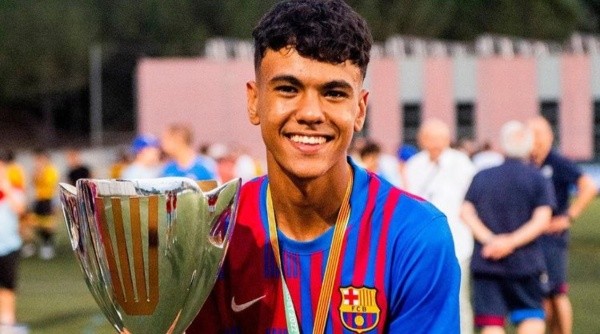 Adam Aznou, juvenil del Cadete A pasará al Bayern