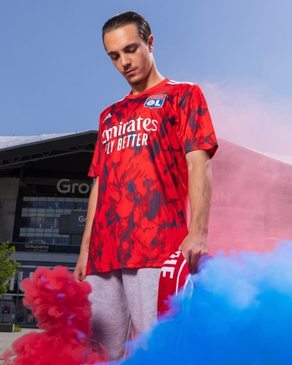 Segunda camiseta del Olympique Lyon para la temporada 2022-23