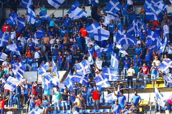 Se acabará la venta de bebidas alcohólicas en las gradas de los estadios (Imago 7)