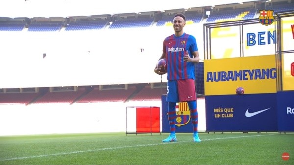 Foto: FC Barcelona/YouTube - Aubameyang entra no radar do Chelsea