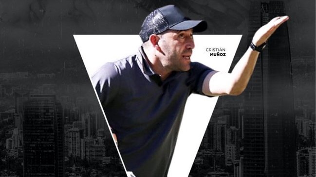 Santiago Morning oficializó a la Nona Muñoz | Foto: Santiago Morning 