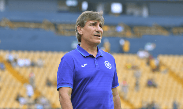 Verzeri comandará a Cruz Azul ante la expulsión de Diego Aguirre (Foto: Imago7)