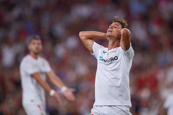 Sevilla lamentando lo que pasaba. Getty.