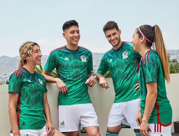 Camiseta titular de México para Qatar 2022 (Fuente: Adidas México Oficial)