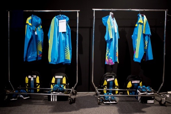 Los uniformes para los voluntarios en el Mundial de Brasil 2014 (Getty Images)