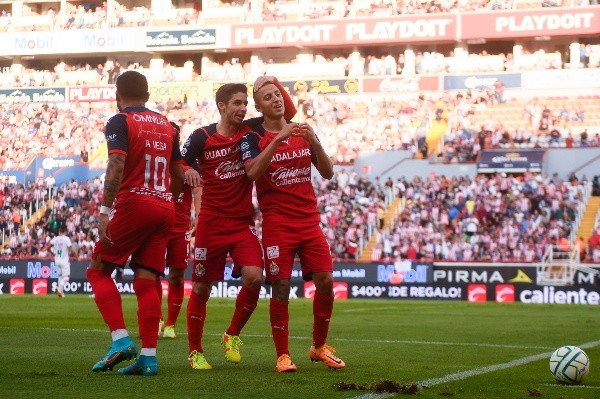 El once inicial de Chivas vs. Rayados (Imago 7)