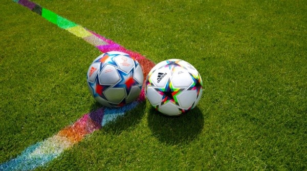 Las nuevas pelotas de la Champions League 2022-23