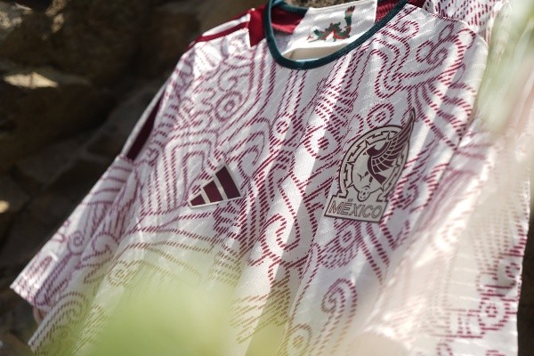 Lanueva playera de la Selección Mexicana para el Mundial de Qatar 2022 (Adidas)