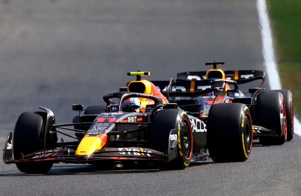 Sergio Pérez y Max Verstappen en el Gran Premio de Bélgica (Getty Images)