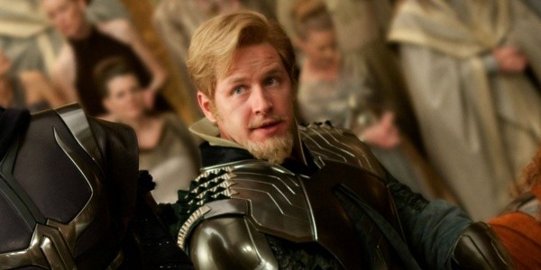 Joshua Dallas como Fandral en Thor (2011). (Marvel Studios)