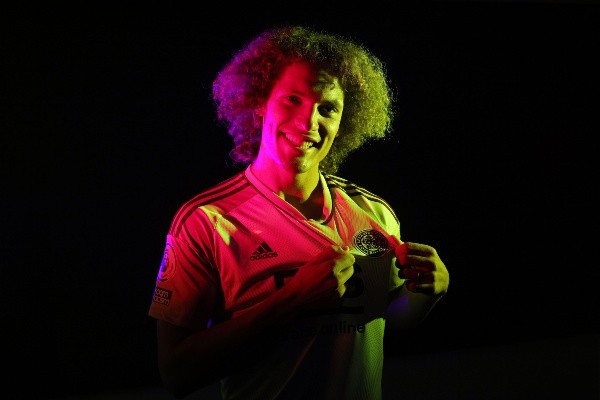 Faes es oficialmente jugador de Leicester. (Twitter @LCFC)