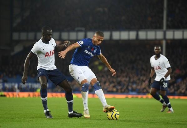 Davinson Sánchez y Richarlison, dos de las grandes inversiones. (Getty)