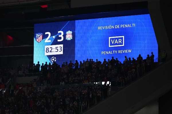 La Champions League es uno de los torneos más importantes del mundo que implementa el VAR (Foto: Getty Images)