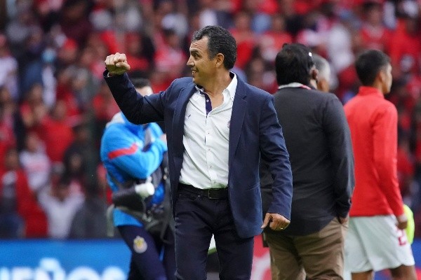 Ricardo Cadena va por todo con sus Chivas (Imago 7)