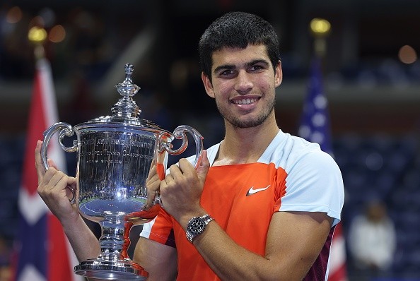 Alcaraz, o novo campeão do US Open. Créditos: Julian Finney/Getty Images