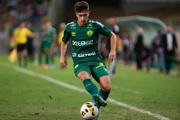 Pirani foi emprestado ao Cuiabá, mas não conseguiu sequência - Foto: Gil Gomes/AGIF