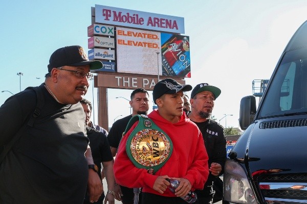 Foto: TW / @MatchroomBoxing