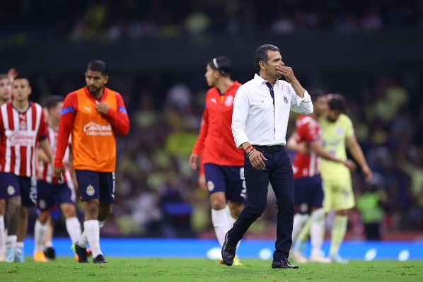 Ricardo Cadena explotó contra el arbitraje (Imago 7)