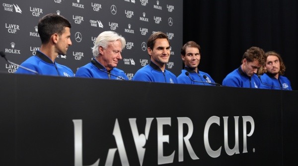 Federer y todo el Team Europa en la rueda de prensa (Getty Images)