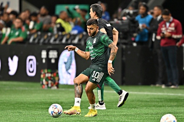 Alexis Vega, tundido en Argentina (Imago 7)