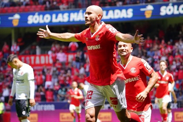 Carlos González volvería a la titularidad con el Toluca (Imago 7)
