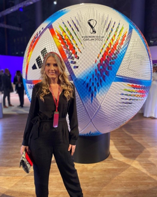 Representa a España en las reuniones de FIFA en Qatar (Foto: Instagram Nuria Martínez Navas)