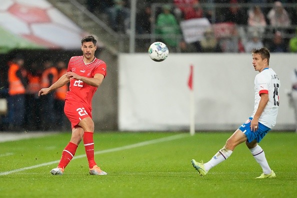 Acción de juego entre Suiza y República Checa. Getty.