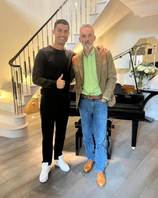 Cristiano Ronaldo y el psicólogo Jordan Peterson (Foto: Instagram Cristiano Ronaldo)