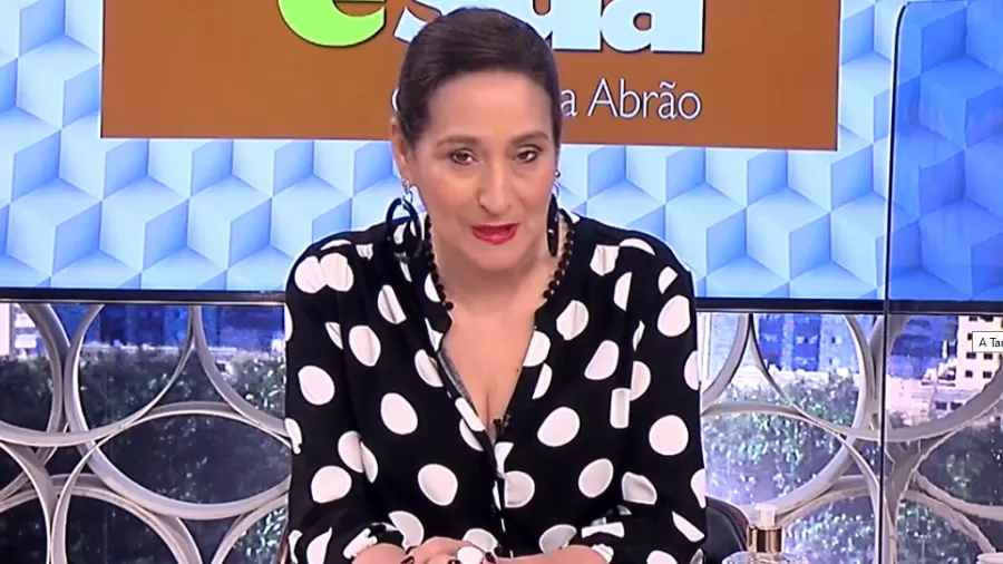 Sonia Abrão se despediu de Felipeh Campos - Foto: RedeTV!