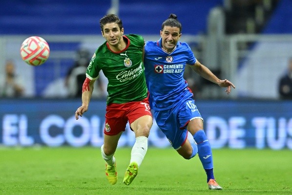 Isaac Brizuela, cerca de renovar con Chivas (Imago 7)