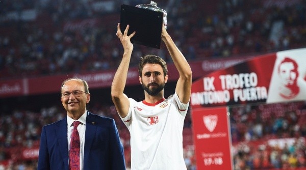 Nicolás Pareja, durante su etapa en Sevilla