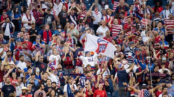 Cada vez son más los fanáticos estadounidenses que se hacen sentir en las Copas del Mundo (Getty Images)