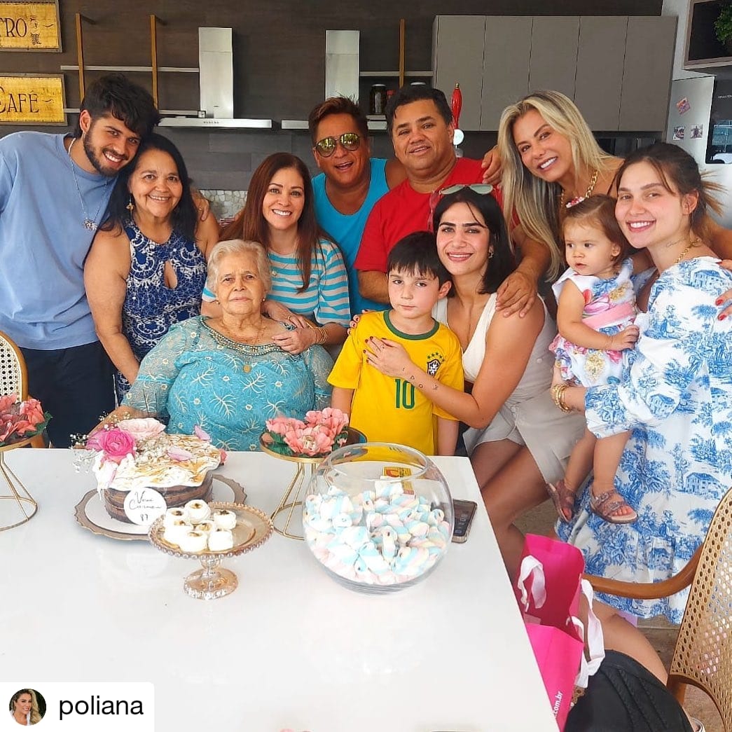 Poliana Rocha reúne a família sem a presença de João Guilherme após briga política. Imagem: Reprodução/Instagram oficial Poliana Rocha.