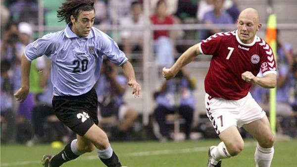 El Chino Recoba, la gran estrella de aquella selección uruguaya que no tuvo un buen nivel en su vuelta a los Mundiales (Pinterest)