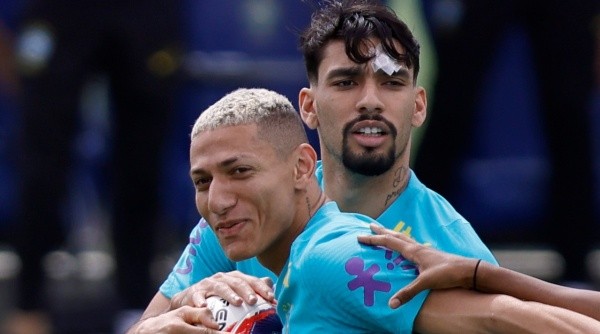 Paquetá y Richarlison, selección de Brasil