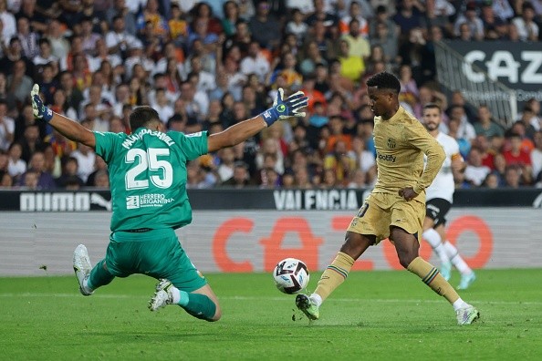 Ansu Fati en su gol anulado. Getty.