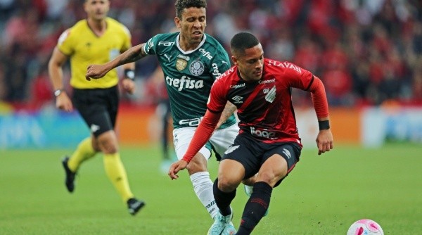 Vitor Roque, en un partido de Copa Libertadores