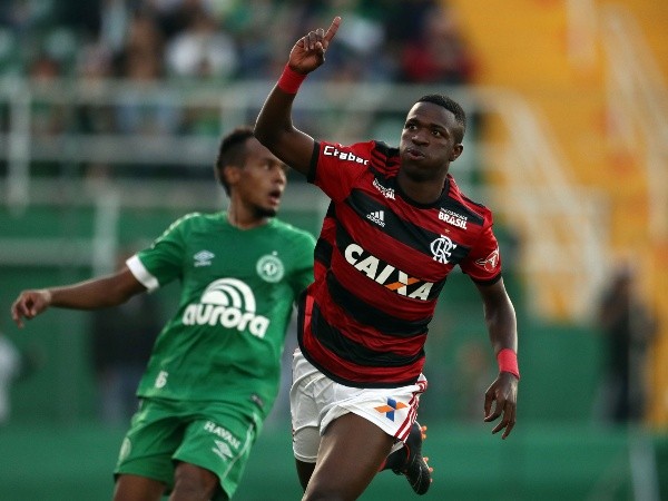 Agif/André Mourão - Everton Ribeiro e Vini Jr. jogaram juntos no Flamengo