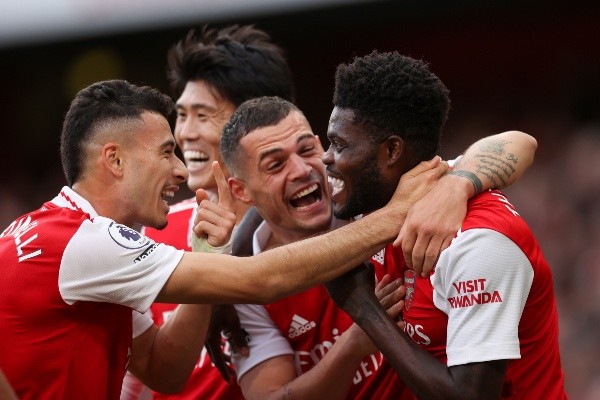 Arsenal festeja la goleada en Emirates