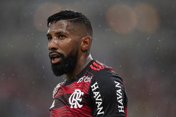 Foto: Jorge Rodrigues/AGIF - Rodinei tem contrato acabando no Flamengo em dezembro