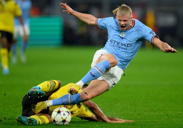 El noruego se lesionó en el choque entre los Ciudadanos y Borussia Dortmund en Alemania (Foto: Getty Images)