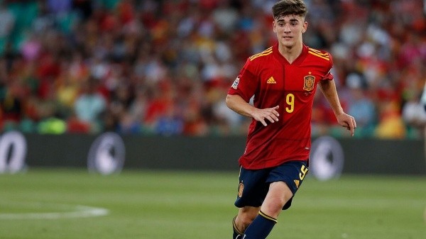 Otro de los nombres del recambio de una selección española que busca recuperar el protagonismo (Marca)